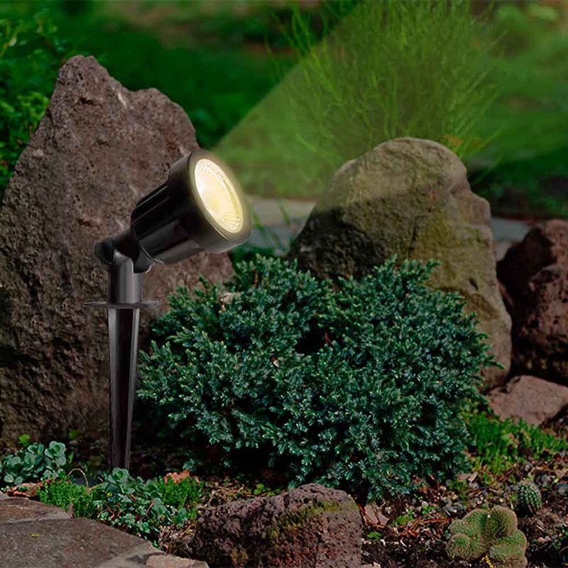 espeto-p-jardim-destaco-led-taschibra-3000k-5w_06