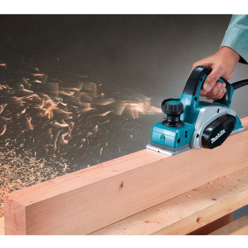 plaina-makita-kp0800-620w-l82mm-07