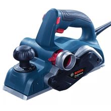 Plaina 700W Bosch GHO 700 P0mm L82mm