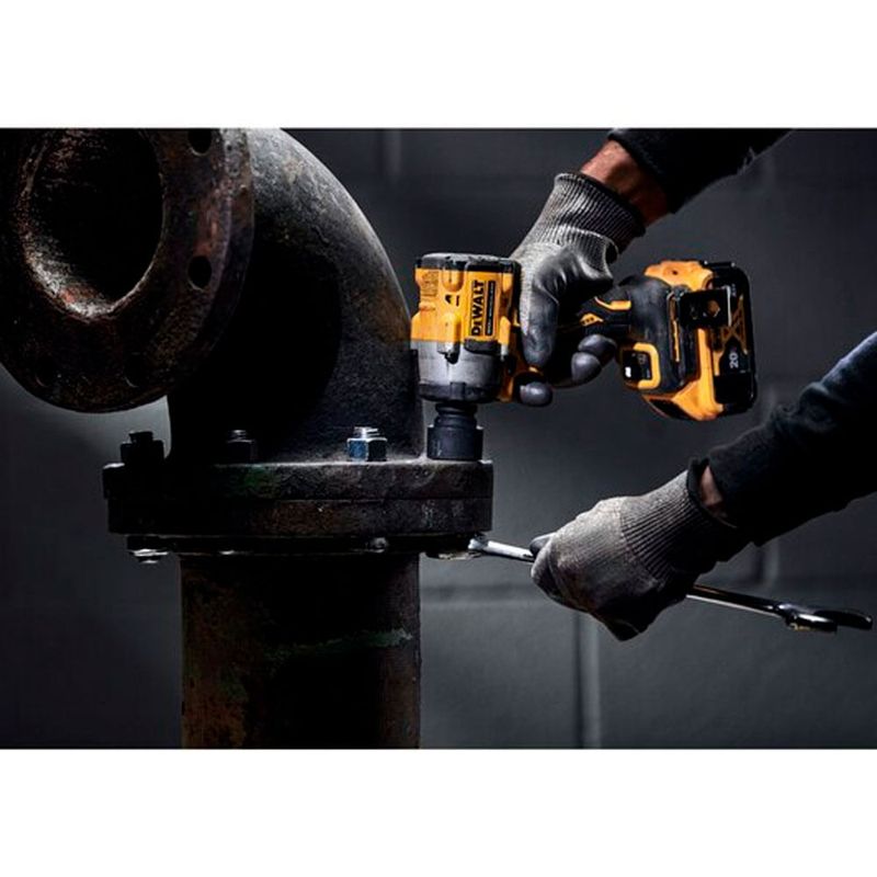 chave-de-impacto-compacta-12pol-dewalt-20v-max-atomic-dcf922b-b3_06