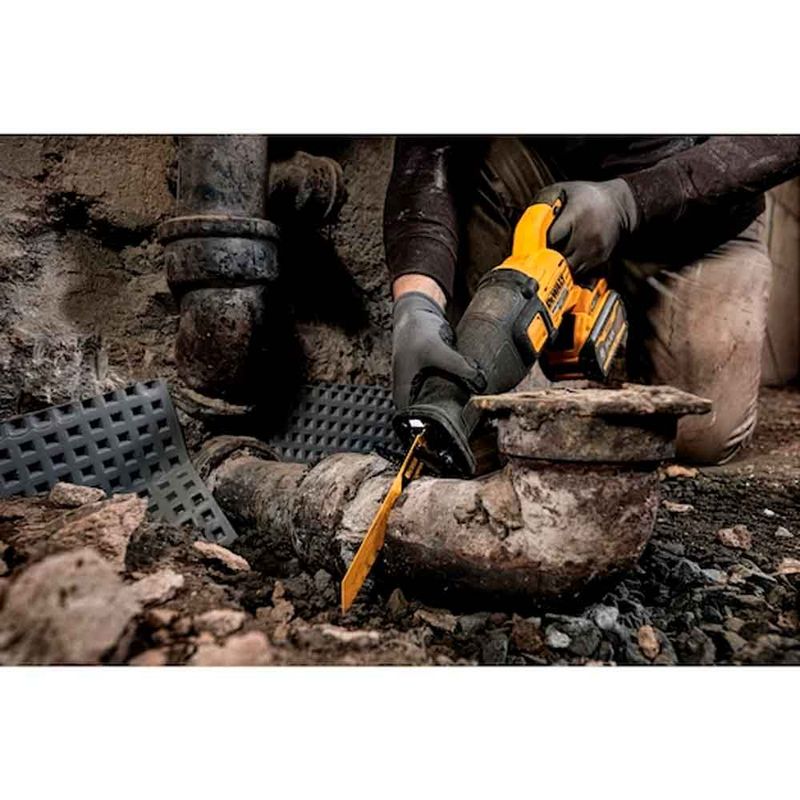 serra-sabre-dewalt-60v-dcs389b-b3-sem-bateria-e-carregador_03