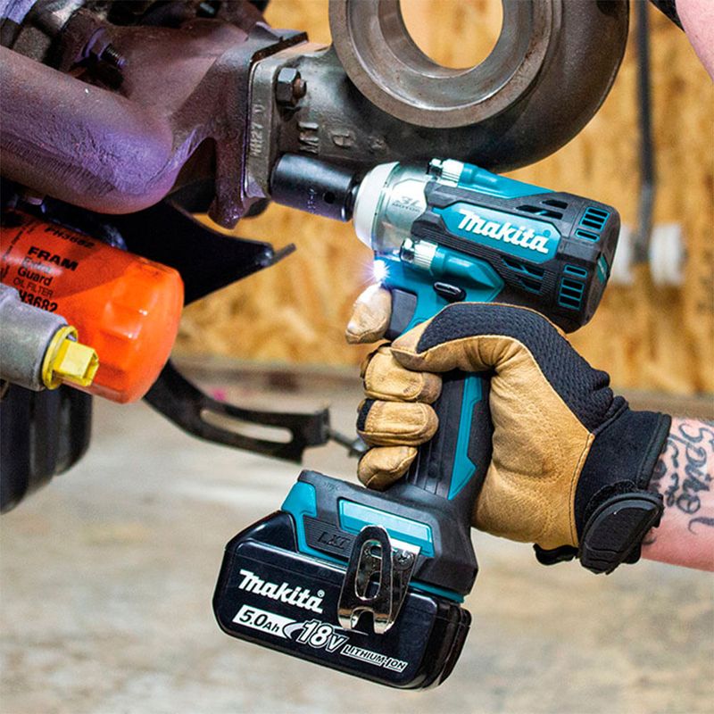 chave-de-impacto-1-2-pol-makita-dtw300z-18v-sem-bateria-e-carregador_04