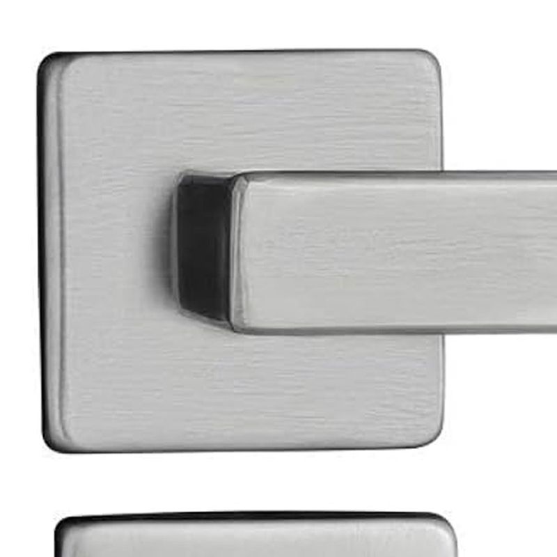 fechadura-inox-banheiro-roseta-quadrada-concept-471-pado-inox-escovado_03