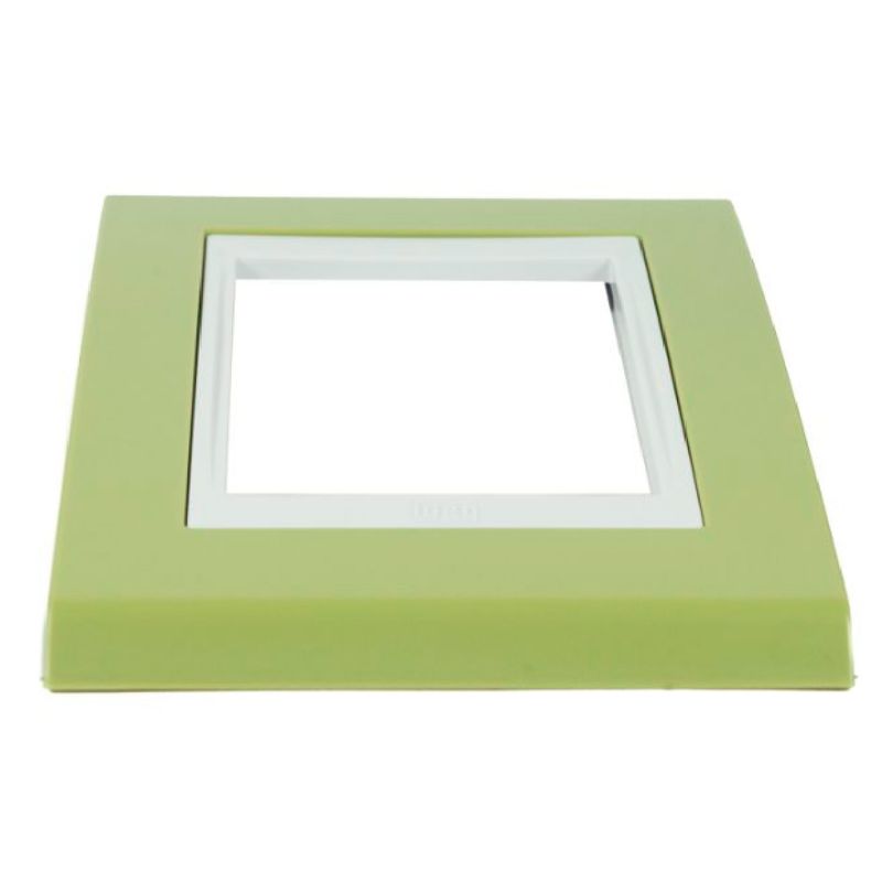 placa-4x2-sem-suporte-refinatto-style-acetinado-weg-pistache-e-branco_03