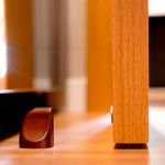 trava-porta-magnetico-comfort-door-preto-fosco_02