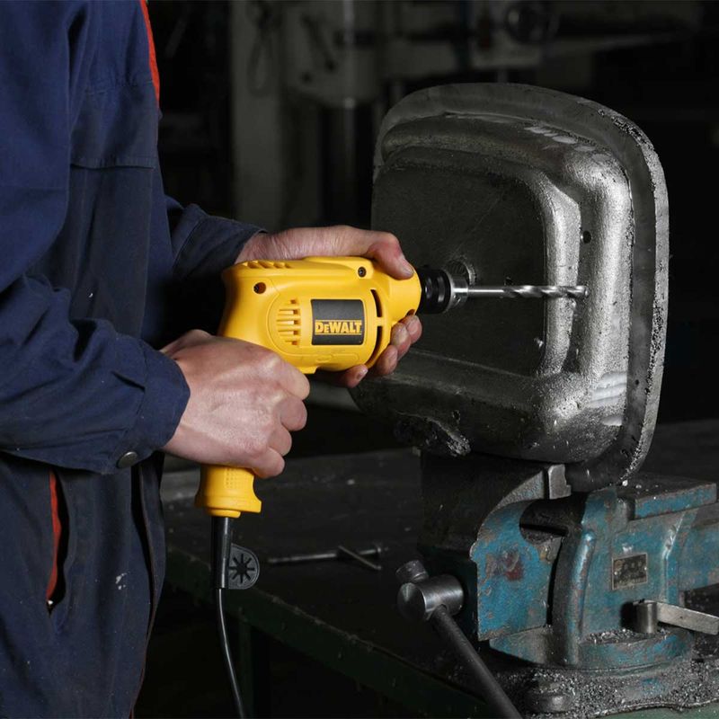 furadeira-3-8-pol-dwd014-600w-dewalt_05