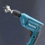 furadeira-3-8-pol-6413-450w-makita_04