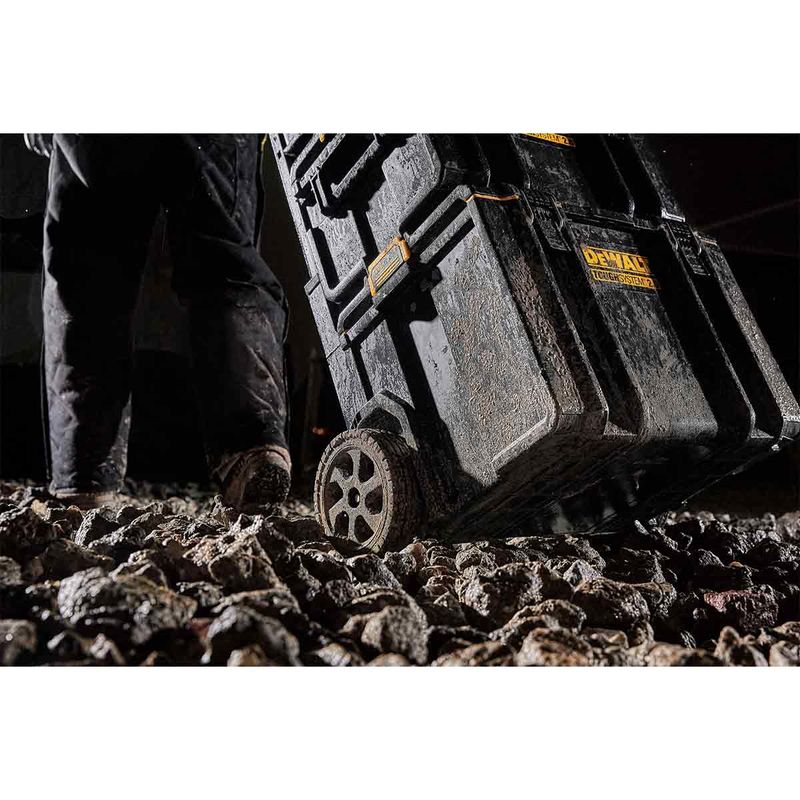caixa-para-ferramentas-em-torre-com-rodas-toughsystem-2-0-dewalt_06